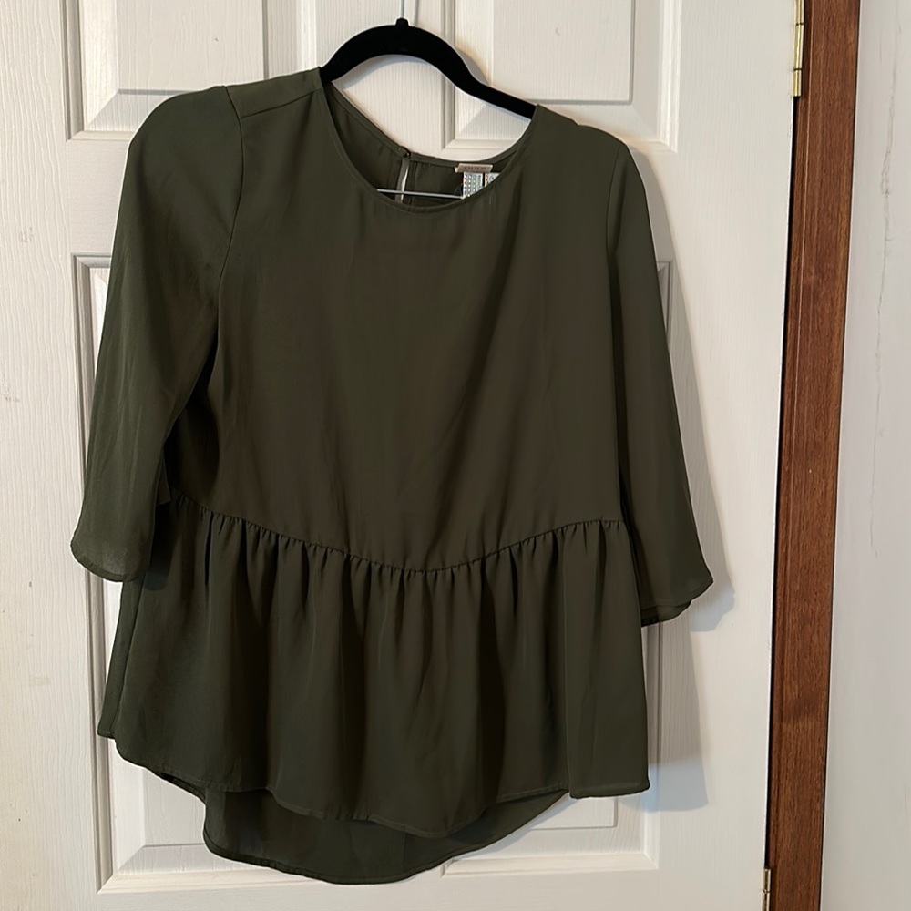 Green blouse